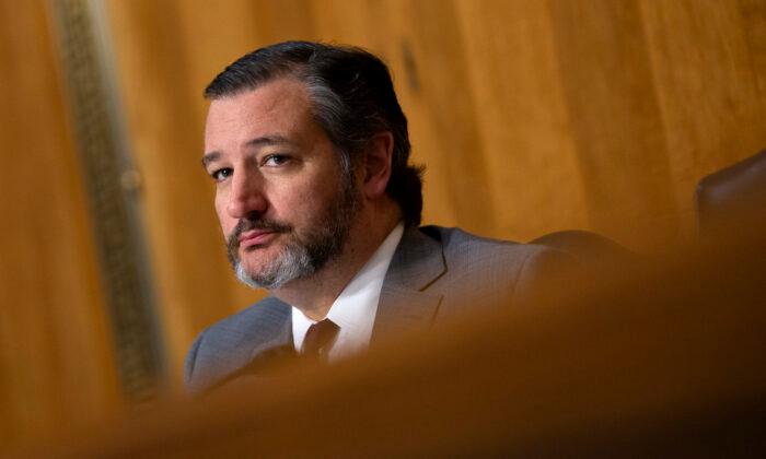 Cruz Re-Introduces Amendment to Constitution Imposing Term Limits on Lawmakers