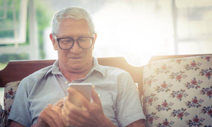The Delicate Issue of Taking Away a Senior’s Smartphone