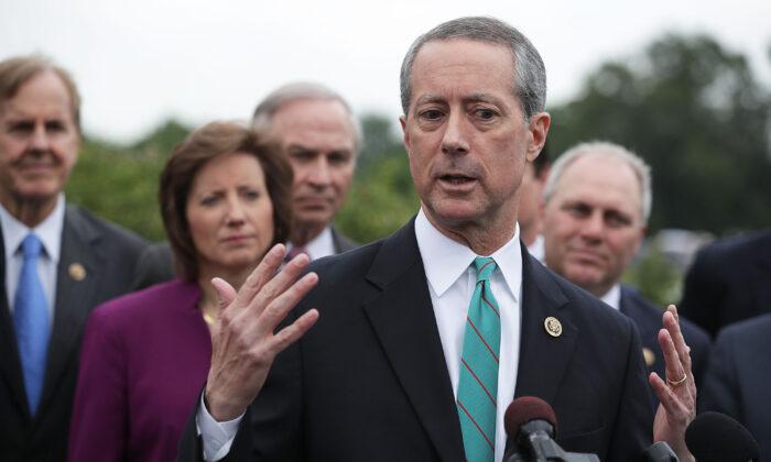 House Republican Warns Against Partisanship After Delay in Military Funding Bill