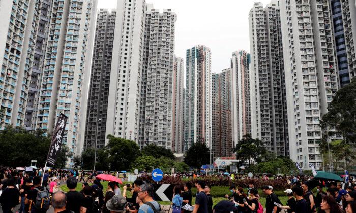 Hong Kong’s Sky-High Property Prices Prove Resilient in Face of Protests