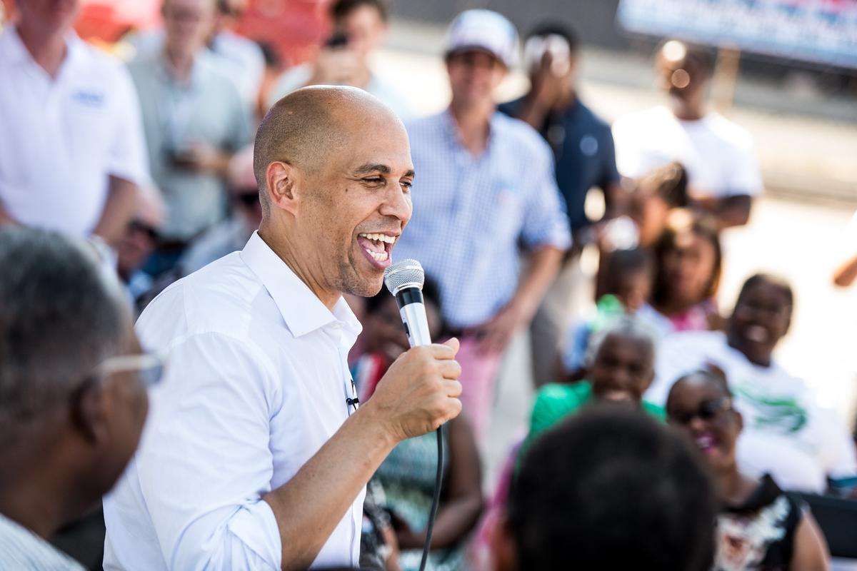 Sen. Cory Booker (D-N.J.) speaks to a crowd on the campaign trail in Columbia, South Carolina on Sept. 29, 2019. (Sean Rayford/Getty Images)