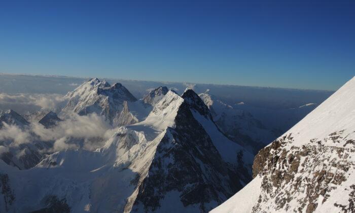 Australian Mountaineer Dies in Attempt to Scale Worlds Second Highest Peak
