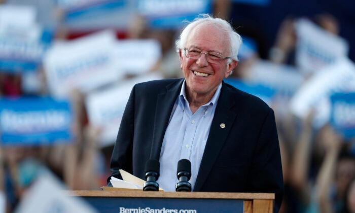 Bernie Sanders Says He Was ‘Dumb’ for Ignoring Symptoms Before Heart Attack