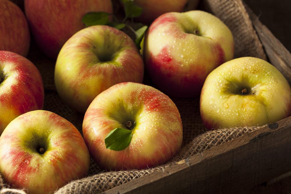 Choose apples that hold their shape well while baking, such as Honeycrisps. (Shutterstock)