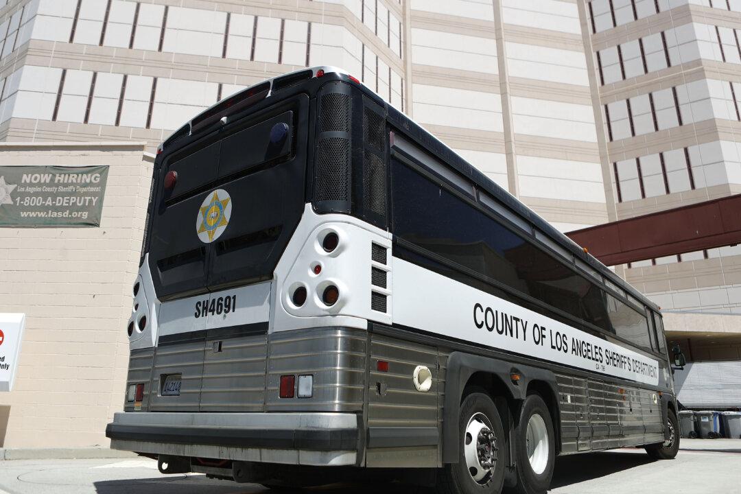 Los Angeles County Curbs Sheriff’s Department Spending