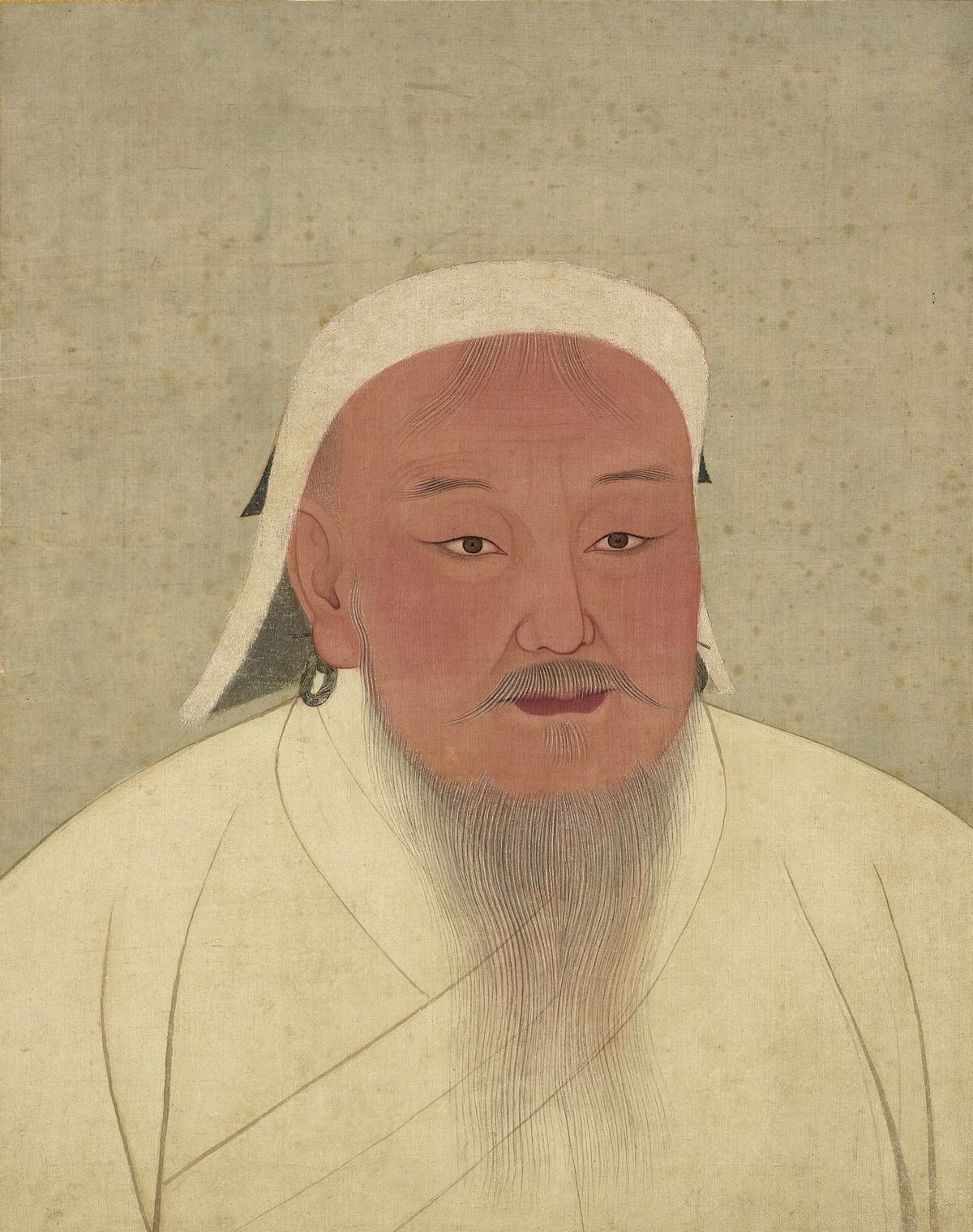 Paint and ink on silk portrait of Genghis Khan located in the National Palace Museum in Taipei, Taiwan (©Wikimedia Commons | <a href="https://commons.wikimedia.org/wiki/File:YuanEmperorAlbumGenghisPortrait.jpg">Dschingis Khan und seine Erben</a>)