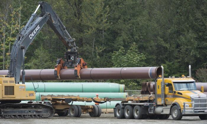 Pipeline Politics: Is Anyone Standing Up for the Federal Government?