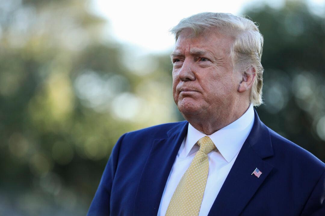 Trump Says Whistleblower ‘Must Testify’ to Congress, Calls for Identity to be Revealed