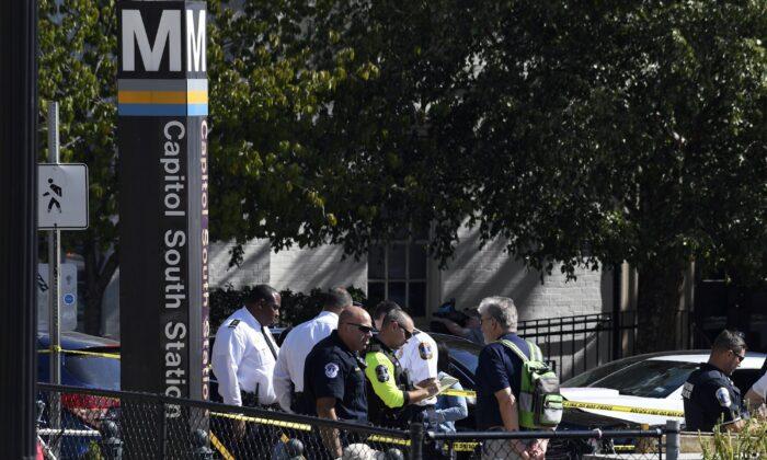 Teenager Stabbed Aboard Train Near US Capitol Dies