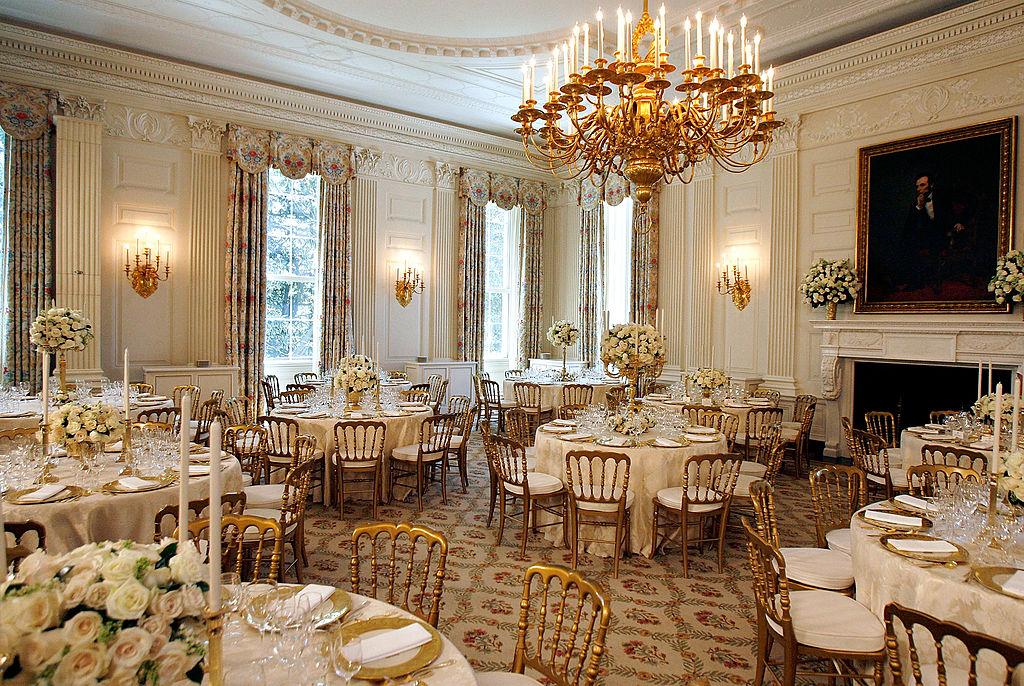 Illustration - Getty Images | <a href="https://www.gettyimages.com/detail/news-photo/the-state-dining-room-on-the-state-floor-of-the-white-house-news-photo/74093623?adppopup=true">Chip Somodevilla</a>