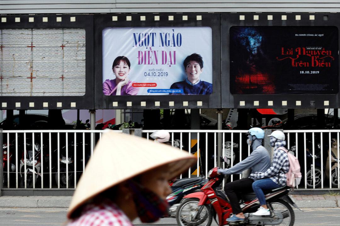 Philippines’ Top Diplomat Calls for Cut to ‘Abominable’ Over China Map