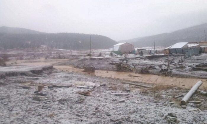 15 Killed, Over a Dozen Injured After Dam Collapsed at Russian Gold Mine