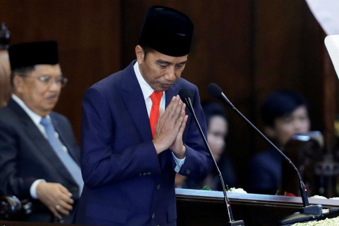 Indonesia’s Widodo Faces Test on Reform Credentials in Second Term