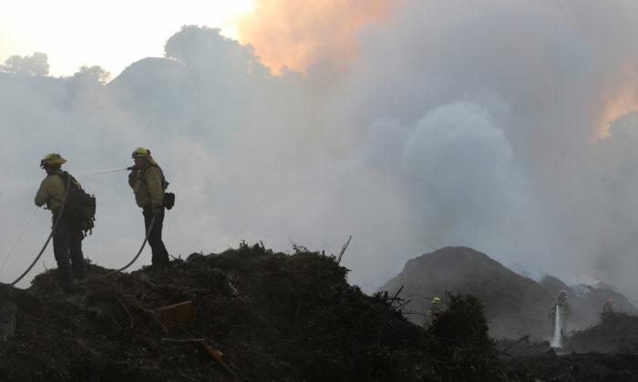 8,800-Acre Saddle Ridge Fire 90 Percent Contained