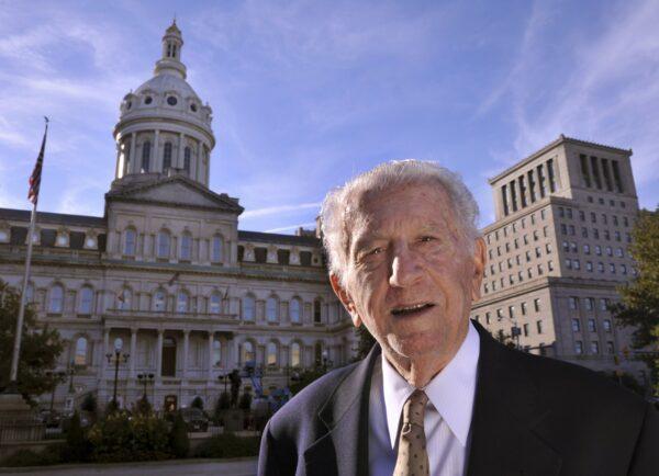 Former Baltimore Mayor Thomas D'Alesandro III, 87, poses for a photo outside City Hall in Baltimore, Md., on Oct. 11, 2016. (Amy Davis/The Baltimore Sun via AP)