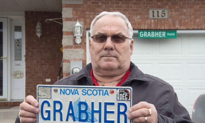 One Win and One Loss in Manitoba Personalized Licence Plate Fights