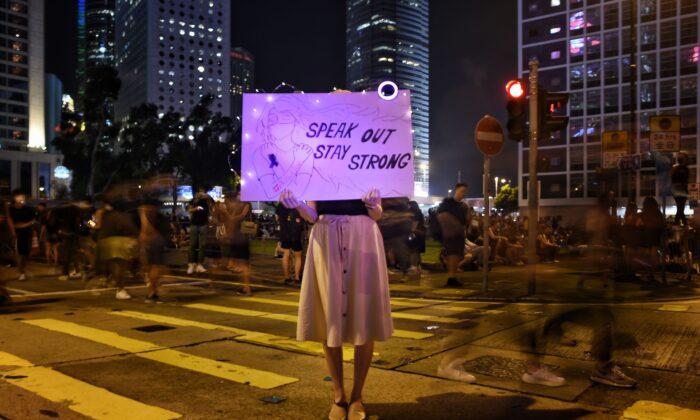 Activist in China #MeToo Movement Detained After Hong Kong Visit