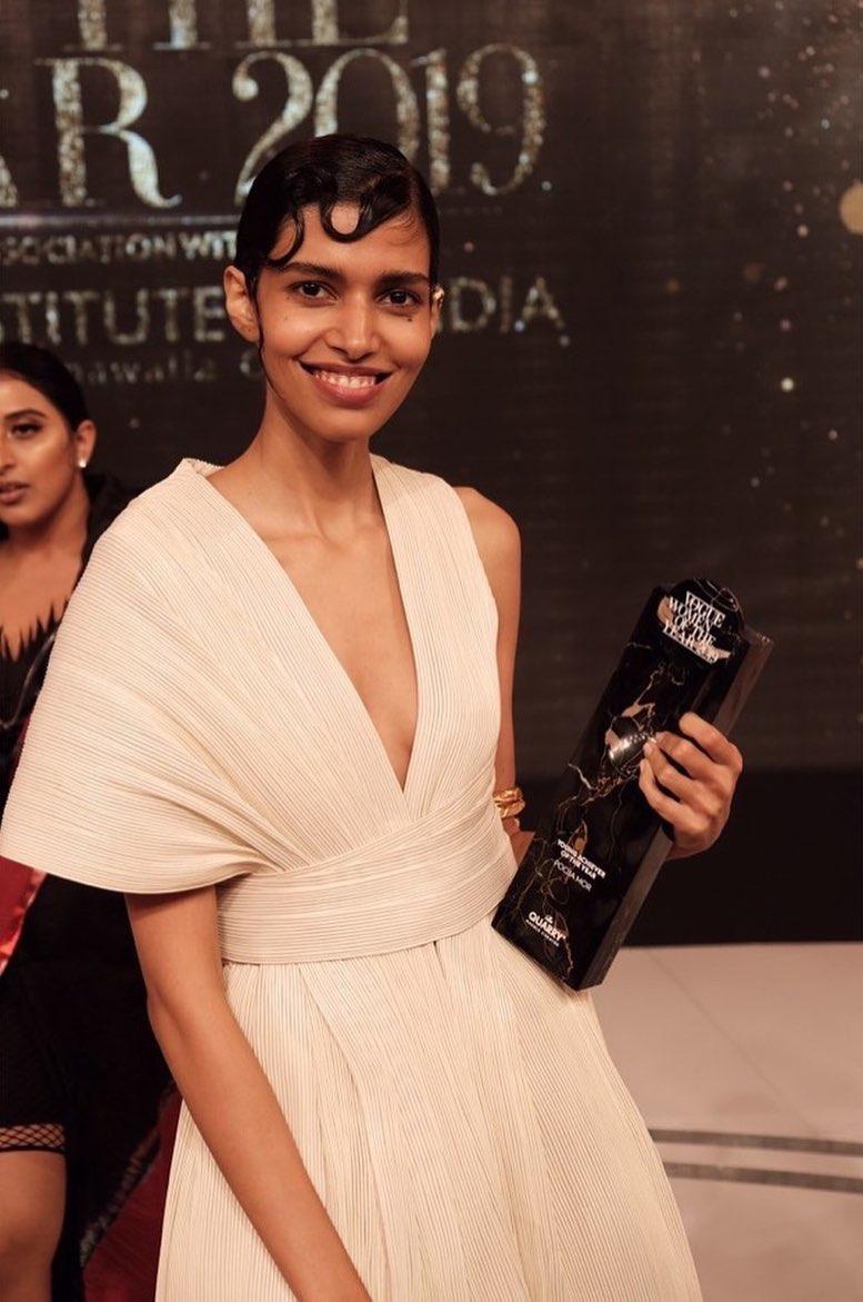 Pooja Mor received the “Young Achiever Of The Year” award at Vogue Women Of The Year 2019 on Oct. 19, 2019. (Courtesy of Hemang Shah/hs.shoot)