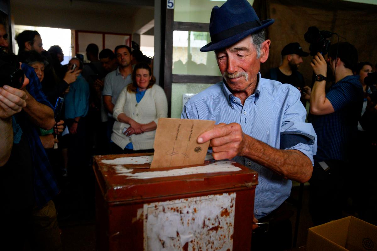 Uruguay Heads to the Polls; Tight Race Expected
