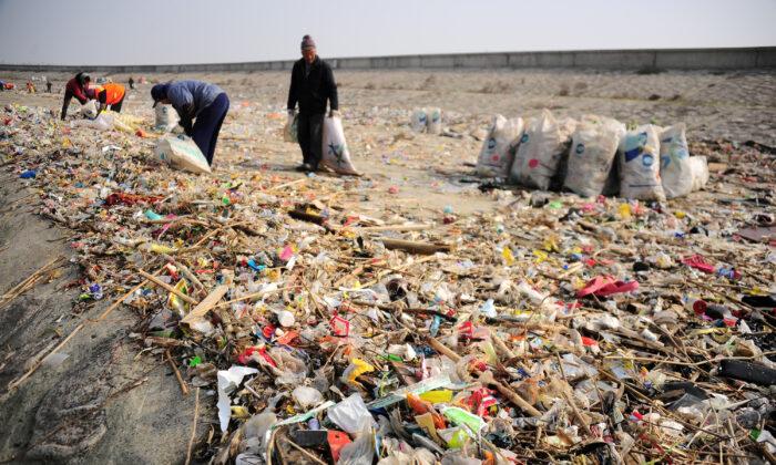 China’s Ocean Waste Surges 27% in 2018: Ministry