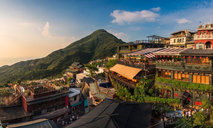 Jiufen, Taiwan: Street Food, Ocean Views, and Memories of Gold
