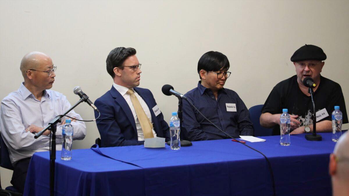 Paul Monk (R) speaks to audience members attending the 'In the Name of Confucius' screening in Melbourne, Australia on 31 Oct. 2019. (L-R) John Xiao, CEO of Melbourne Epoch Times; Daniel Wild, Director of Research at the Institute of Public Affairs; Phong Nguyen, vice-president of the Victorian chapter of the Vietnamese Community in Australia; Paul Monk, a former senior intelligence analyst with the Federal Government’s Defence Intelligence Organisation. (Grace Yu/Epoch Times)