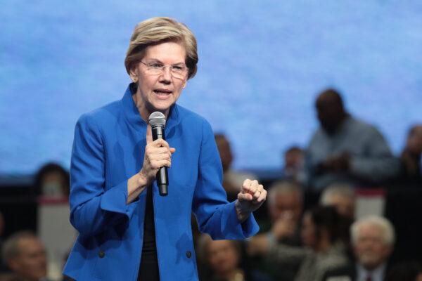 Democratic presidential candidate Sen. Elizabeth Warren (D-Mass.) speaks at an event in Des Moines, Iowa, on Nov. 1, 2019. (Scott Olson/Getty Images)