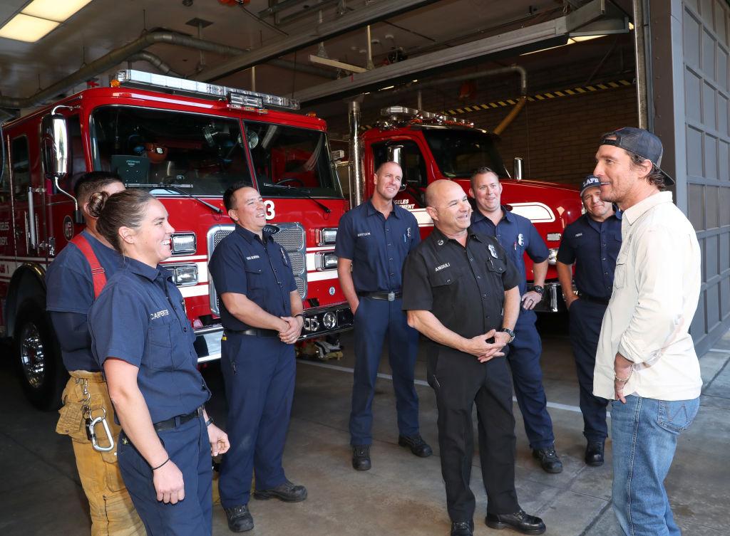 Matthew McConaughey speaks with firefighters in the L.A. area. (©Getty Images | <a href="https://www.gettyimages.com/detail/news-photo/wild-turkey-with-thanks-2019-with-matthew-mcconaughey-and-news-photo/1184925387?adppopup=true">Rich Polk</a>)