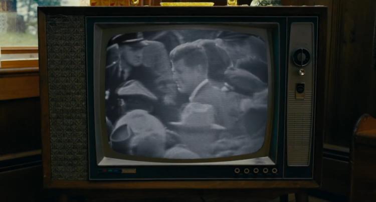 "The Irishman" suggests who really shot Kennedy. (Netflix)
