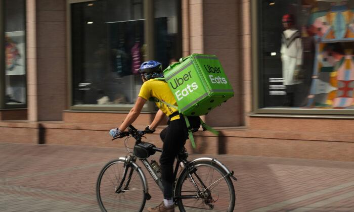 Trouble Cooking? GrubHub, Uber Eats Get Pushback From Restaurants on Fees