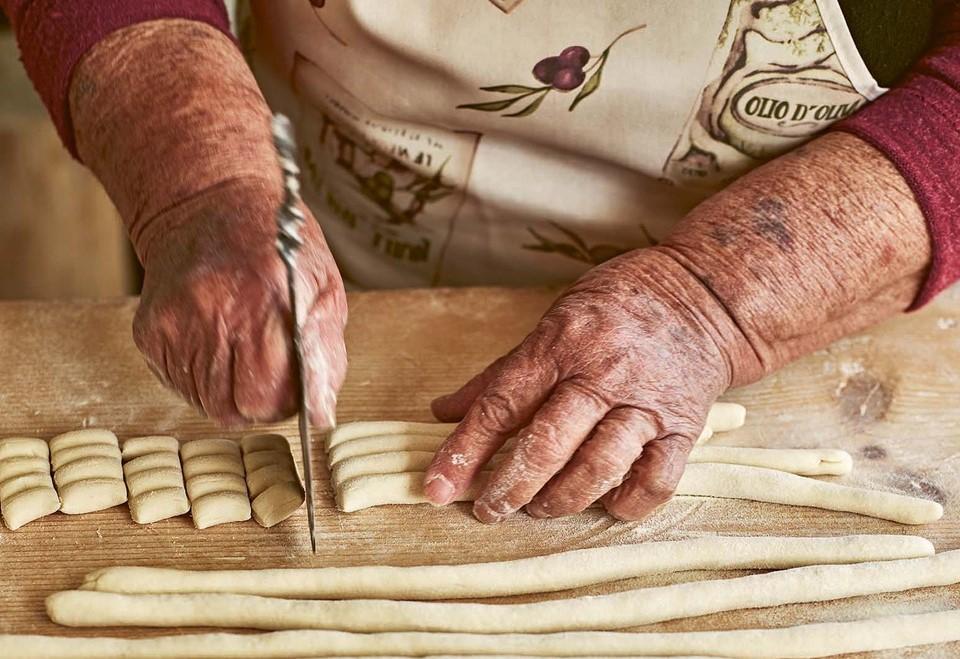 Meet the Pasta Grannies, the Italian Nonnas Saving Handmade Pasta One YouTube Video at a Time