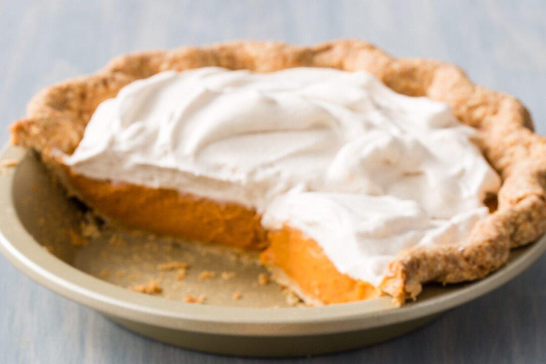 Make-Ahead Pumpkin Pie With Maple-Cinnamon Whipped Cream