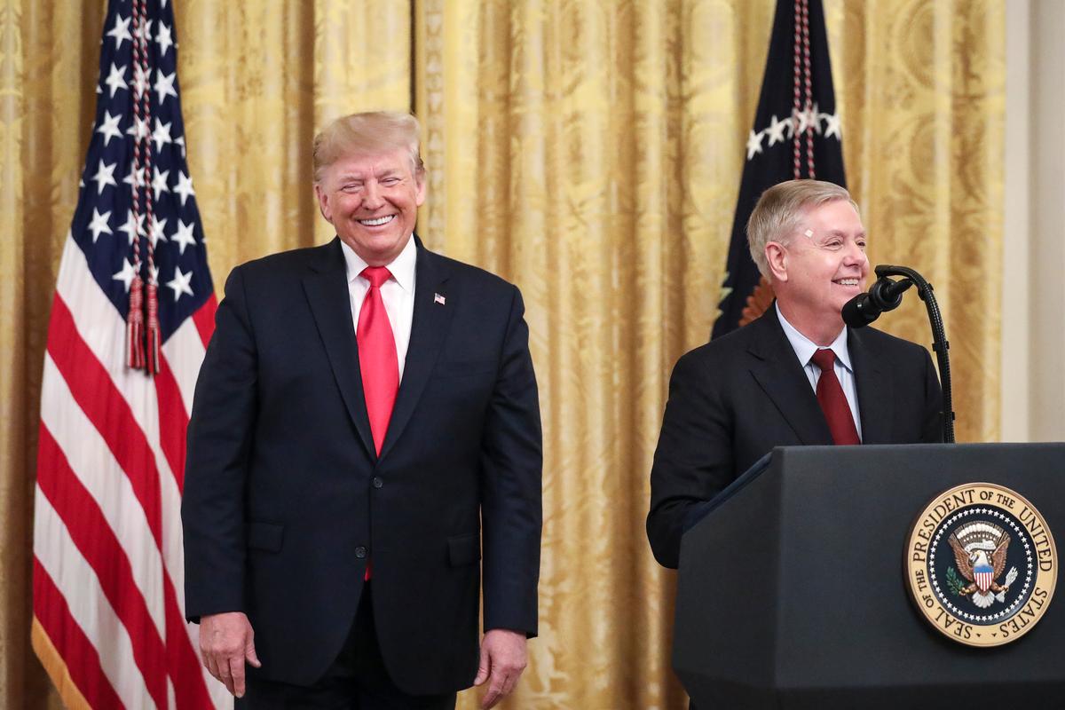 Lindsey Graham Warns There Will Be 'Riots' If Trump Is Prosecuted
