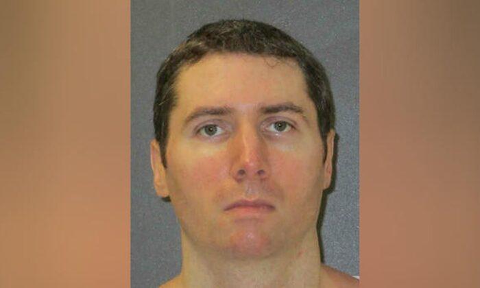 Texas Executes White Supremacist Gang Member; He Apologizes to Families of Victims
