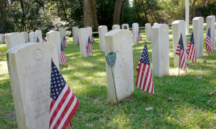 Boy Scout Promoted to ‘Eagle Scout’ for Restoring Civil War Soldiers’ Graves in Local Cemeteries