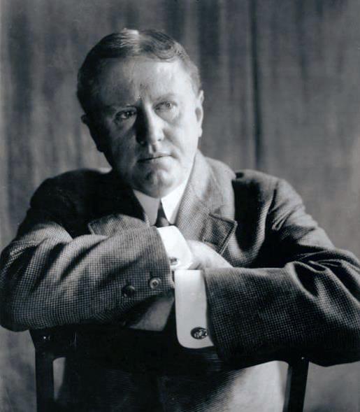 A 1909 portrait of writer William Sydney Porter, better known as O. Henry. (Public Domain)