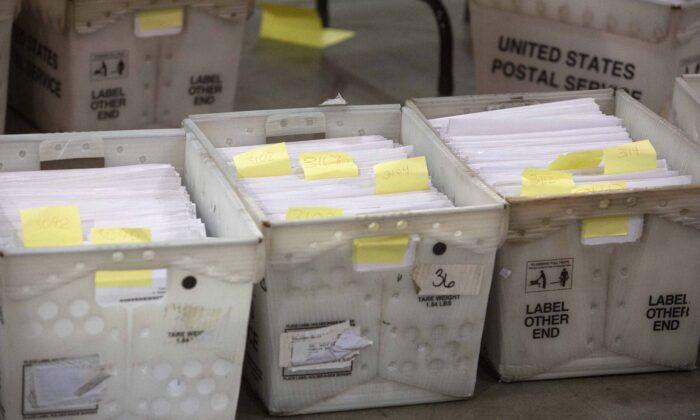 Report Flags Issues With 24,000 Voter Registrations in Single Florida County
