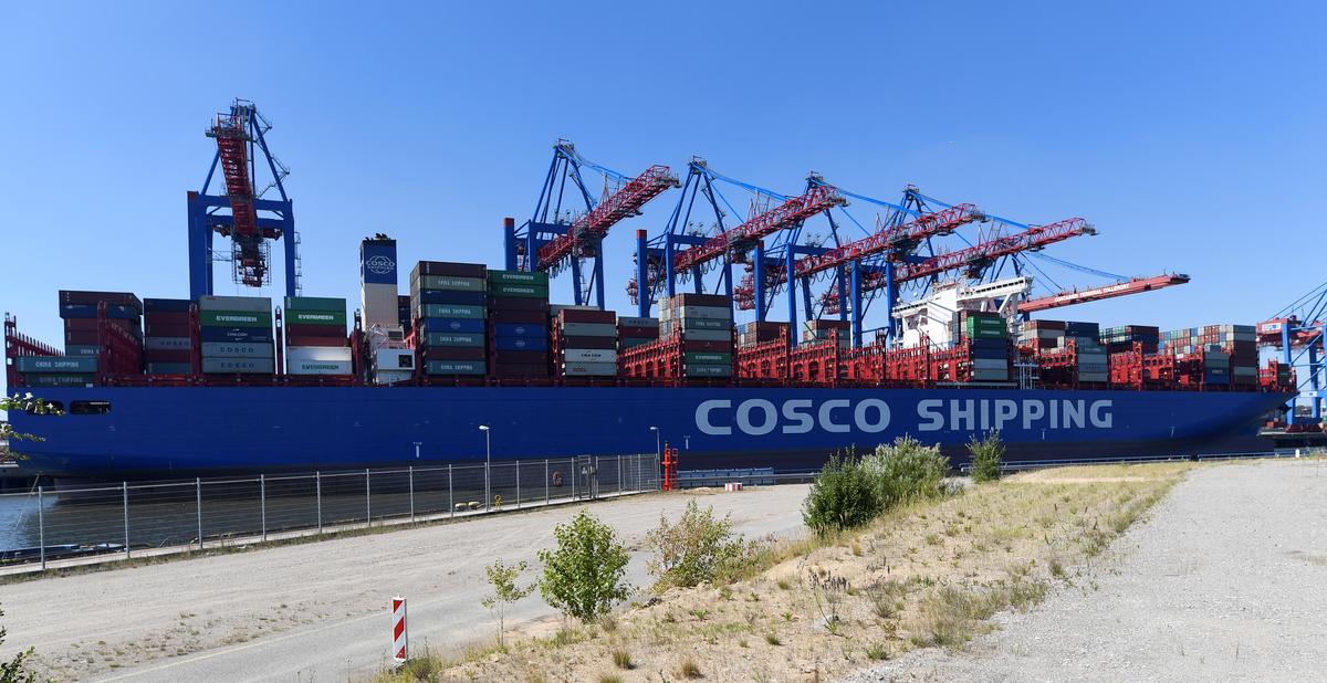 Chinese container ship "Cosco Shipping Aries" is unloaded at a loading terminal in the port of Hamburg Germany July 27, 2018. (Fabian Bimmer/Reuters)