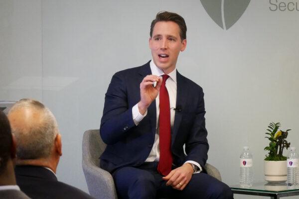 Sen. Josh Hawley (R-Mo.) speaks on foreign policy in Washington on Nov. 12, 2019. (Sherry Dong/The Epoch Times)