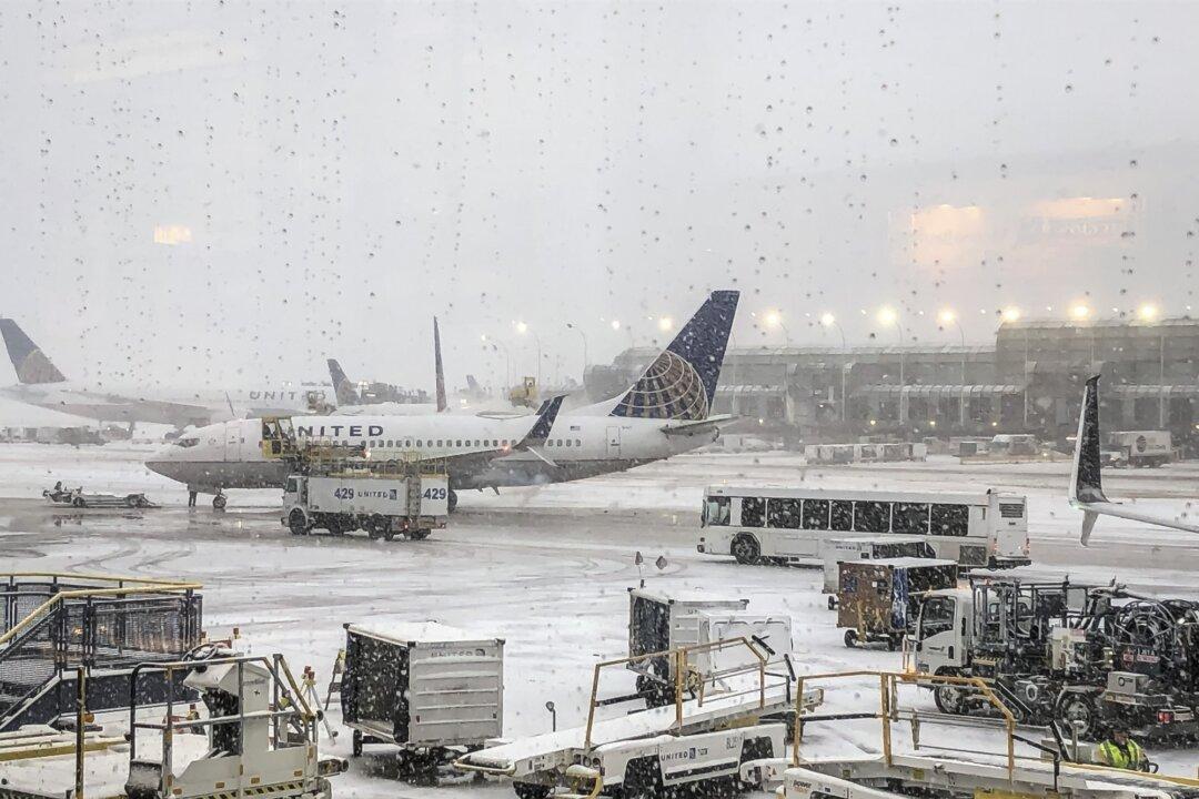 JetBlue Cancels Flights Due to Rising Omicron Cases and Bad Weather