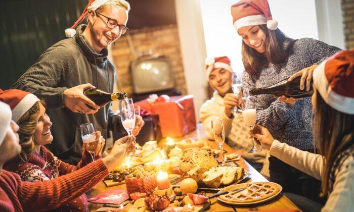 Holiday Special: How to Manage Weight While Enjoying Food This Season