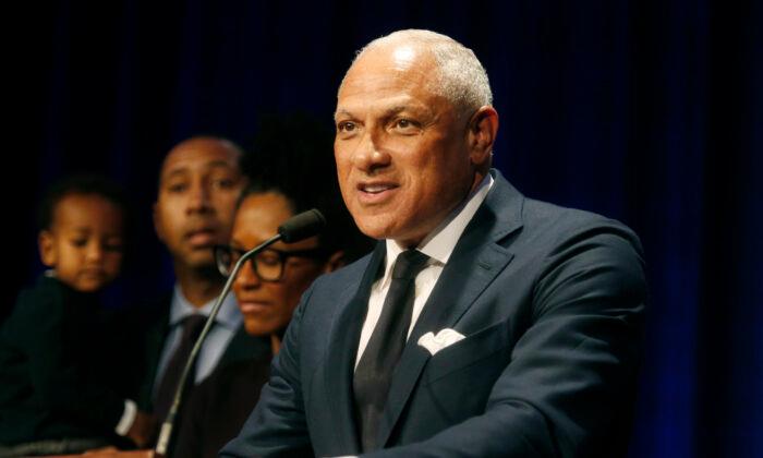 Mike Espy to Run for Mississippi US Senate Seat, Setting up Rematch With Cindy Hyde-Smith