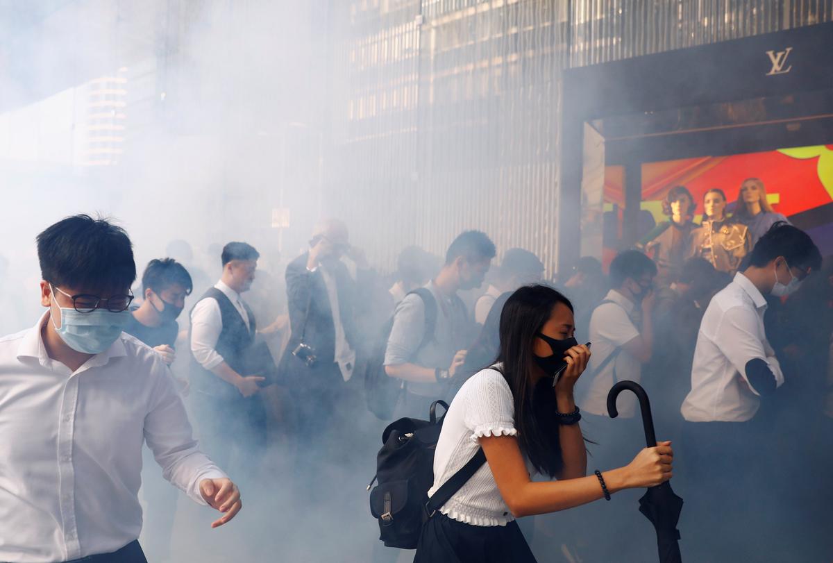 Many Hongkongers Feel the Adverse Health Effects of Tear Gas