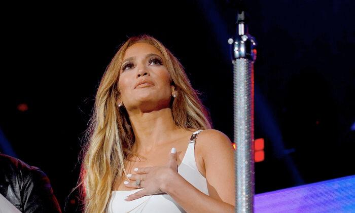 J Lo Brought to Tears by Teacher’s Heartbreaking Post of Hungry Student, Pledges 1-yr Food Donation