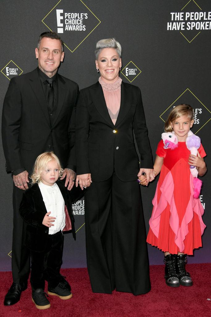 Pink and her family attend the People's Choice Awards where she made a passionate speech about her activism for women and people with autism. (©Getty Images | <a href="https://www.gettyimages.com/detail/news-photo/nk-carey-hart-jameson-moon-hart-willow-sage-hart-attend-the-news-photo/1186819069?adppopup=true">Frazer Harrison</a>)