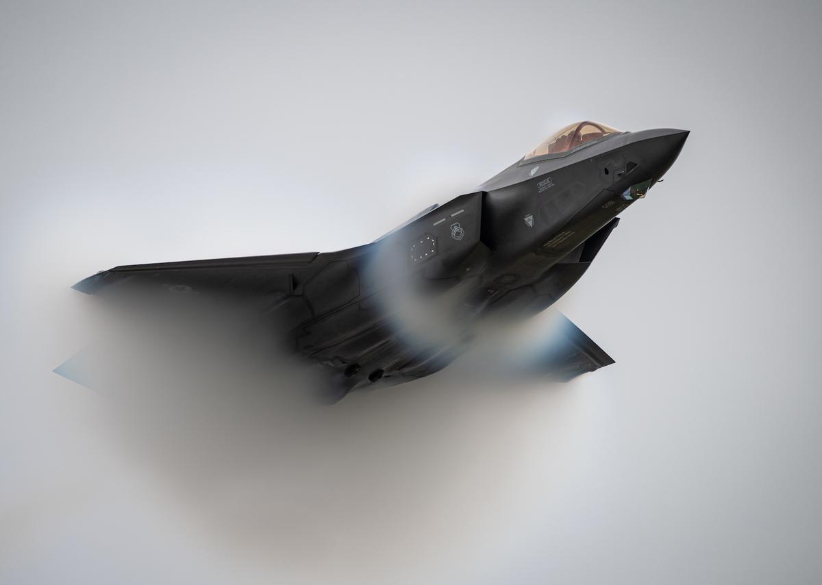 An F-35 performs a high-speed pass during the Oregon International Airshow in McMinnville, Oregon on Sept. 21, 2019. (U.S. Air Force Photo by Senior Airman Alexander Cook)