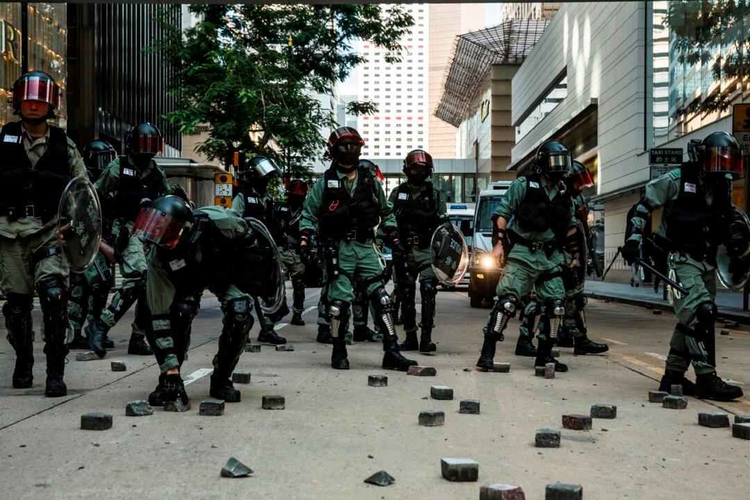 US Commission Calls for Tougher Actions to Combat Chinese Threats