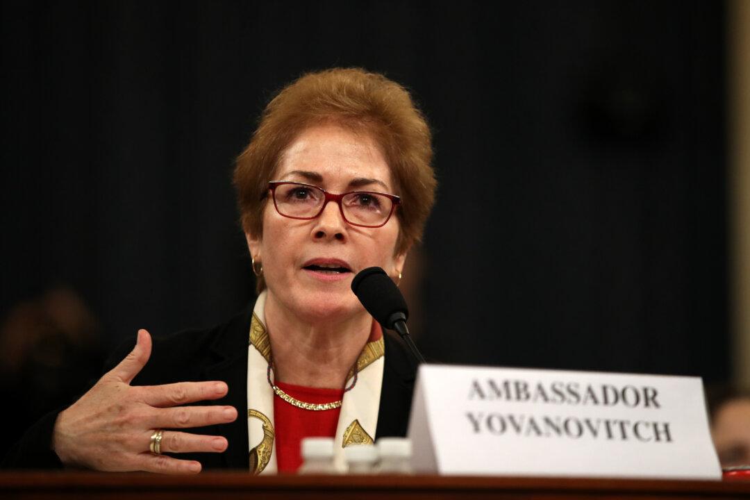 Former US Ambassador to Ukraine Testifies in Impeachment Hearing; Student Survivors Recount California School Shooting