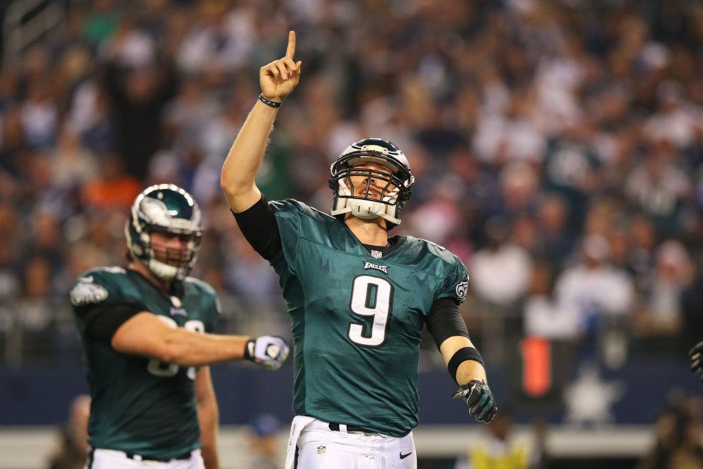 Nick Foles giving credit where he felt it was due in a 2013 game against the Dallas Cowboys (©Getty Images | <a href="https://www.gettyimages.com/detail/news-photo/nick-foles-of-the-philadelphia-eagles-celebrates-a-second-news-photo/459743243?adppopup=true">Ronald Martinez</a>)