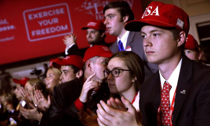 Poll: Most Young Republicans Uncomfortable Sharing Political Opinions With College Professors